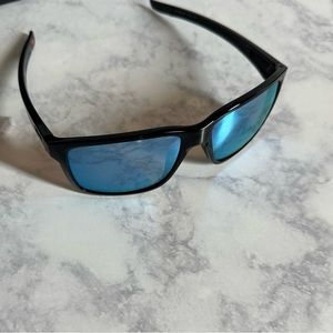 Oakley Mainlink XL Prizm Deep Water Polarized  Sunglasses